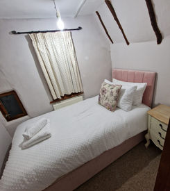 Horsefield_Cottage_Suffolk_Serviced_Accommodation8.jpeg