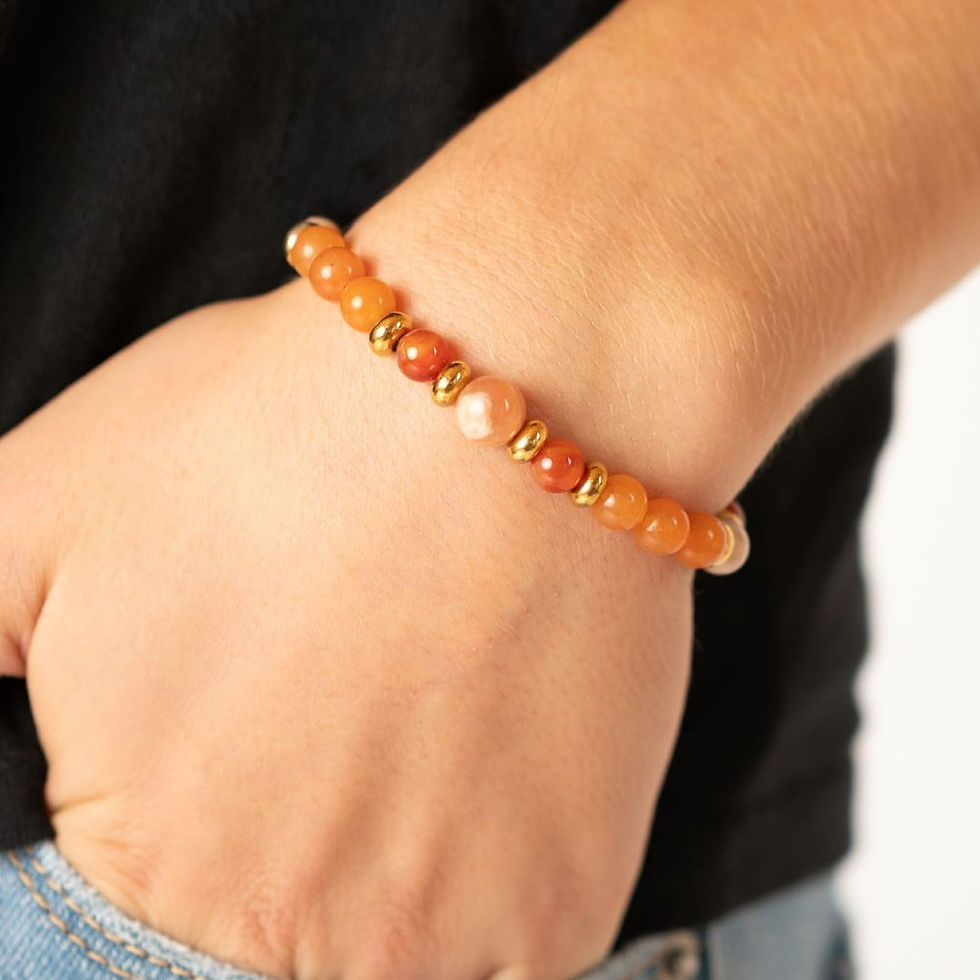 Bracelet pour renforcer la confiance en soi qui contient de la pierre de soleil, de la cornaline et de l'aventurine orange