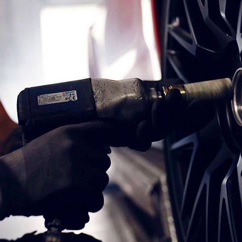 PHOTO-2025-12-21-19-33-34 2_edited_edite