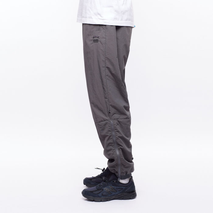 サムネイル： Liberaiders/リベレイダース  LR NYLON TEAM PANTS (CHACOAL)