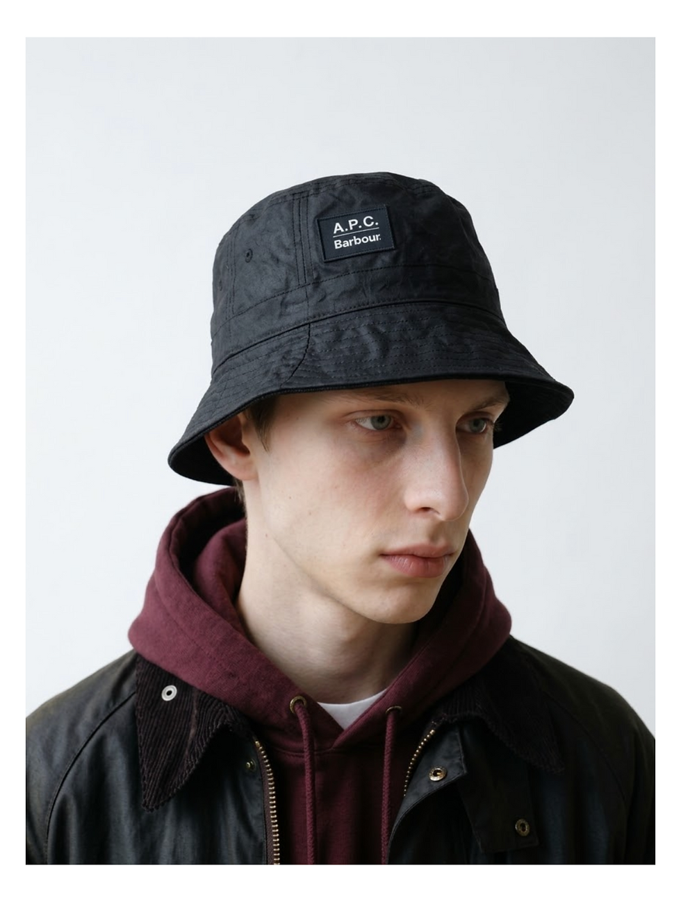 APC バブアー ワックスコットンハット 着用イメージ・大人カジュアルコーデ
