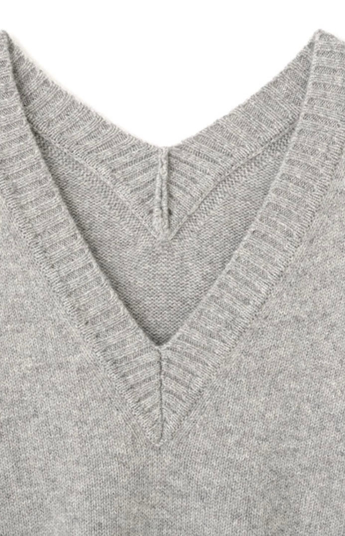 サムネイル： ETRÉ TOKYO/ v neck 2way knit pullover 
