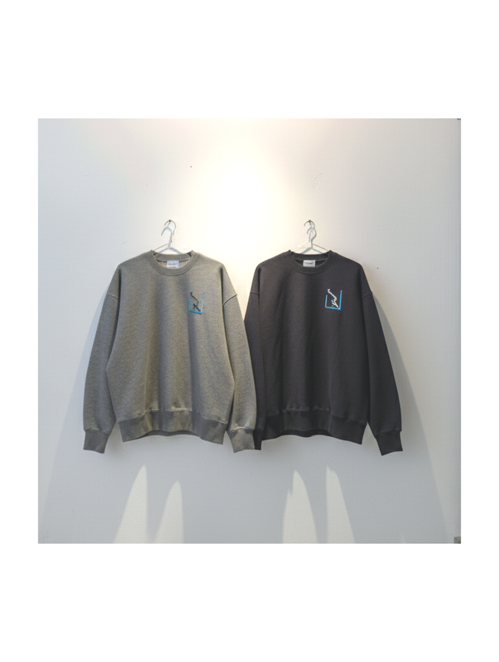 SALVAGEVINTAGE×ACASEOFYOUのリプロダクトアートスウェット