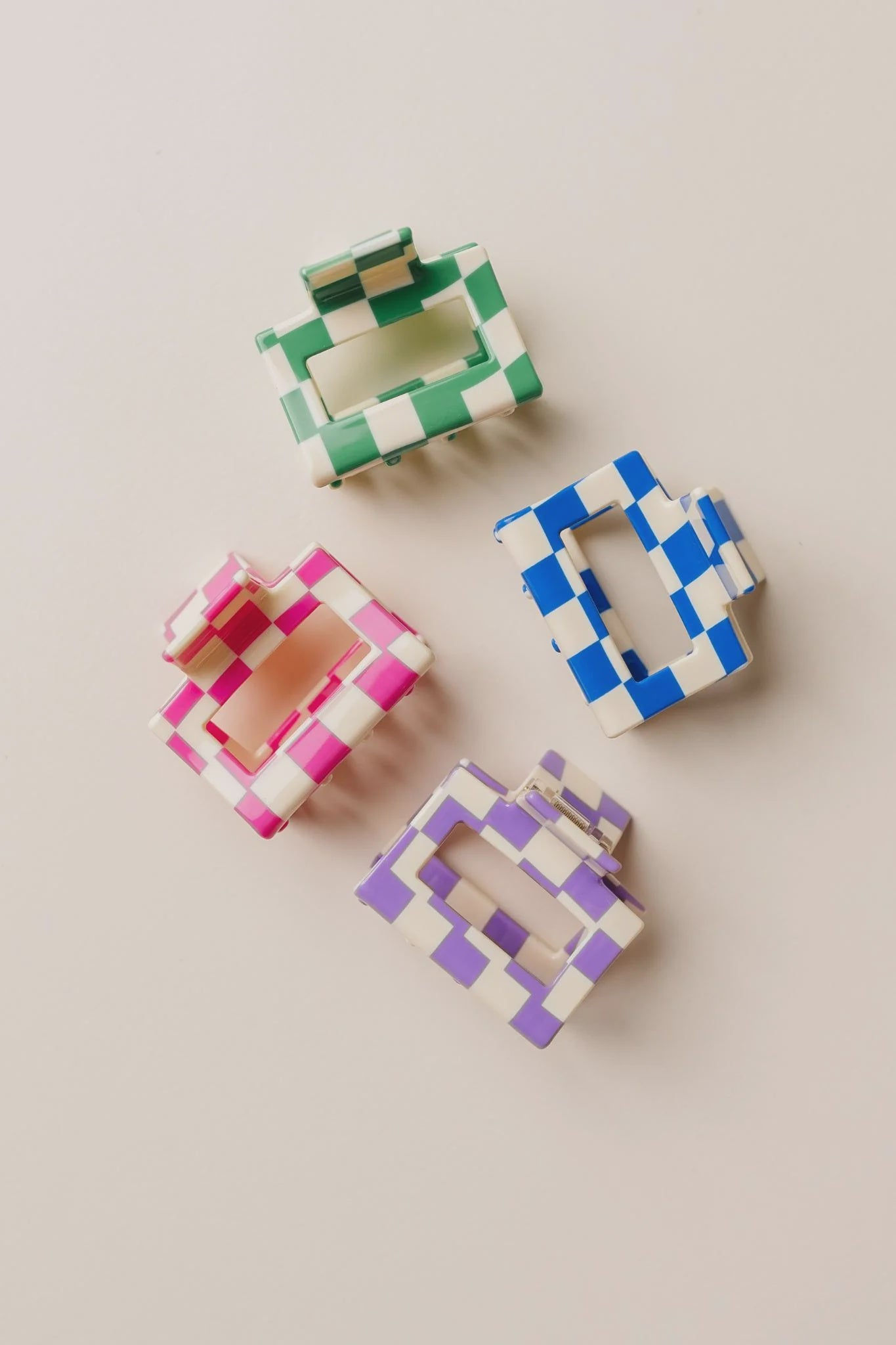 Mila & Rose - Checker Claw Clip