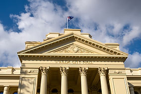 A traditional looking City Hall building.