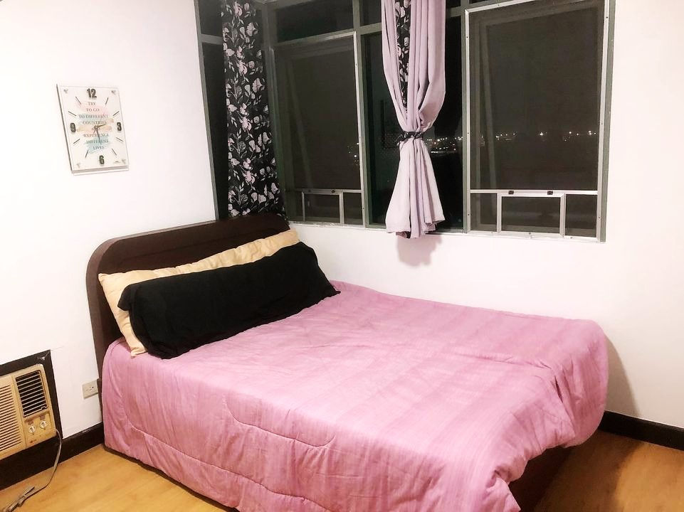 Thumbnail: Mayfair Tower - 2 Bedroom Unit with Additional Room for Sale