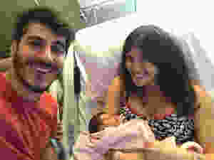 Familia con recién nacido