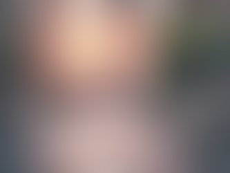 ハンガリー直輸入！2025年カレンダーの販売を始めました！