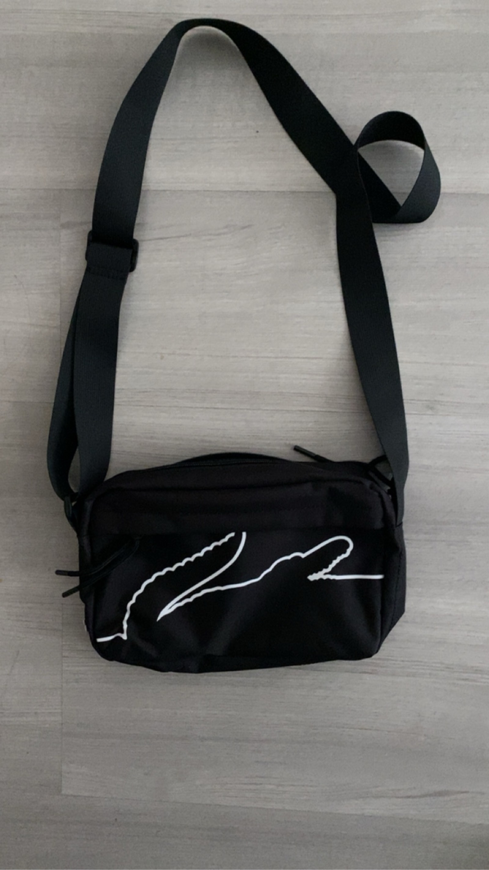Sacoche bandoulière Lacoste noire