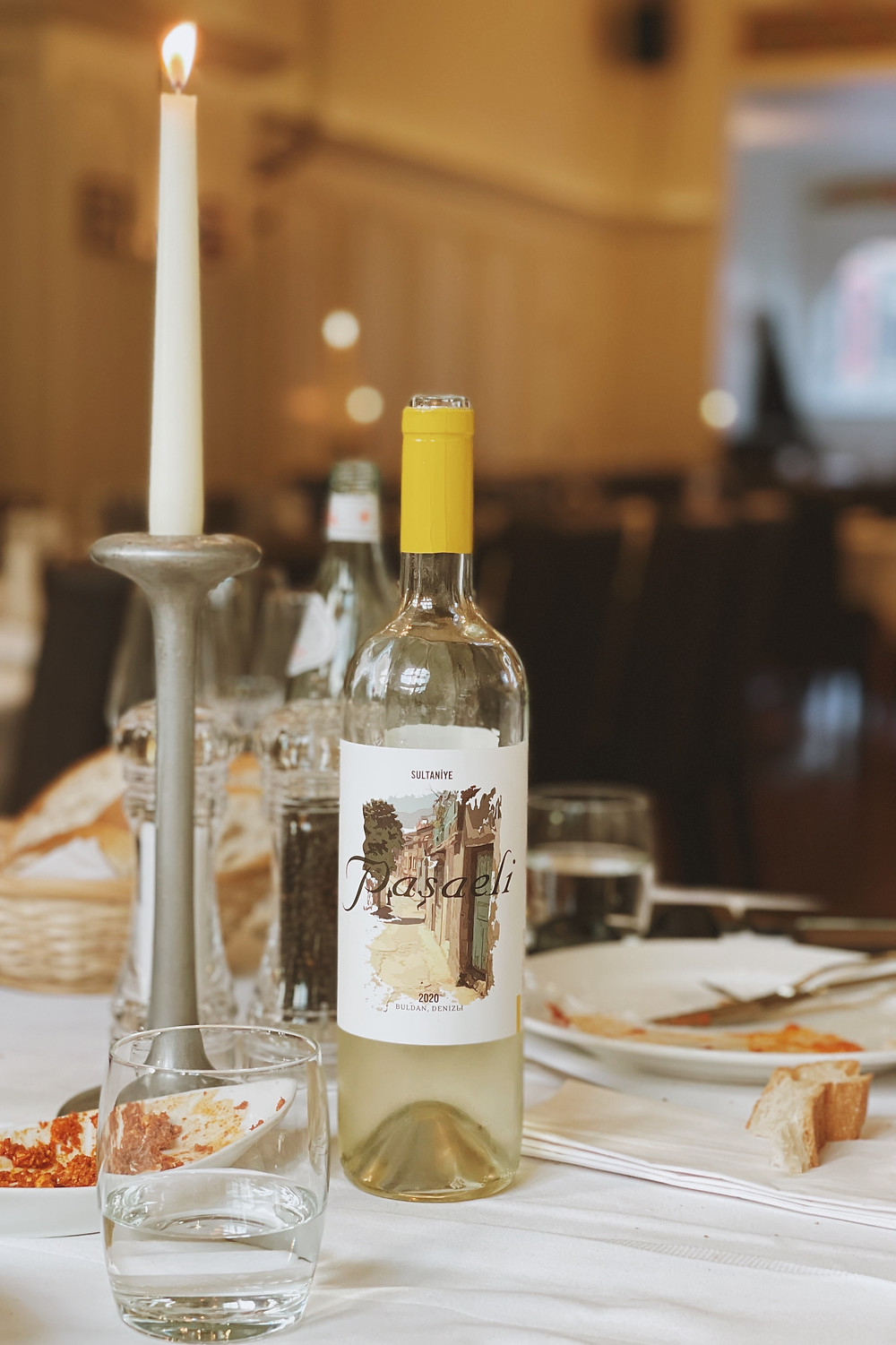 Turkish Wine tasting in Amsterdam in Levant restaurant, tasting Sultaniye an indigenous grape variety from Denizli.