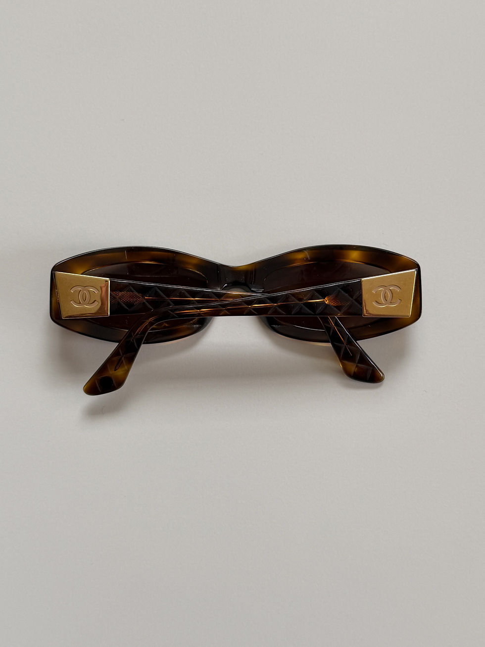 Thumbnail: Vintage Chanel Tortoise Model Nb. 5014 Sunglasses