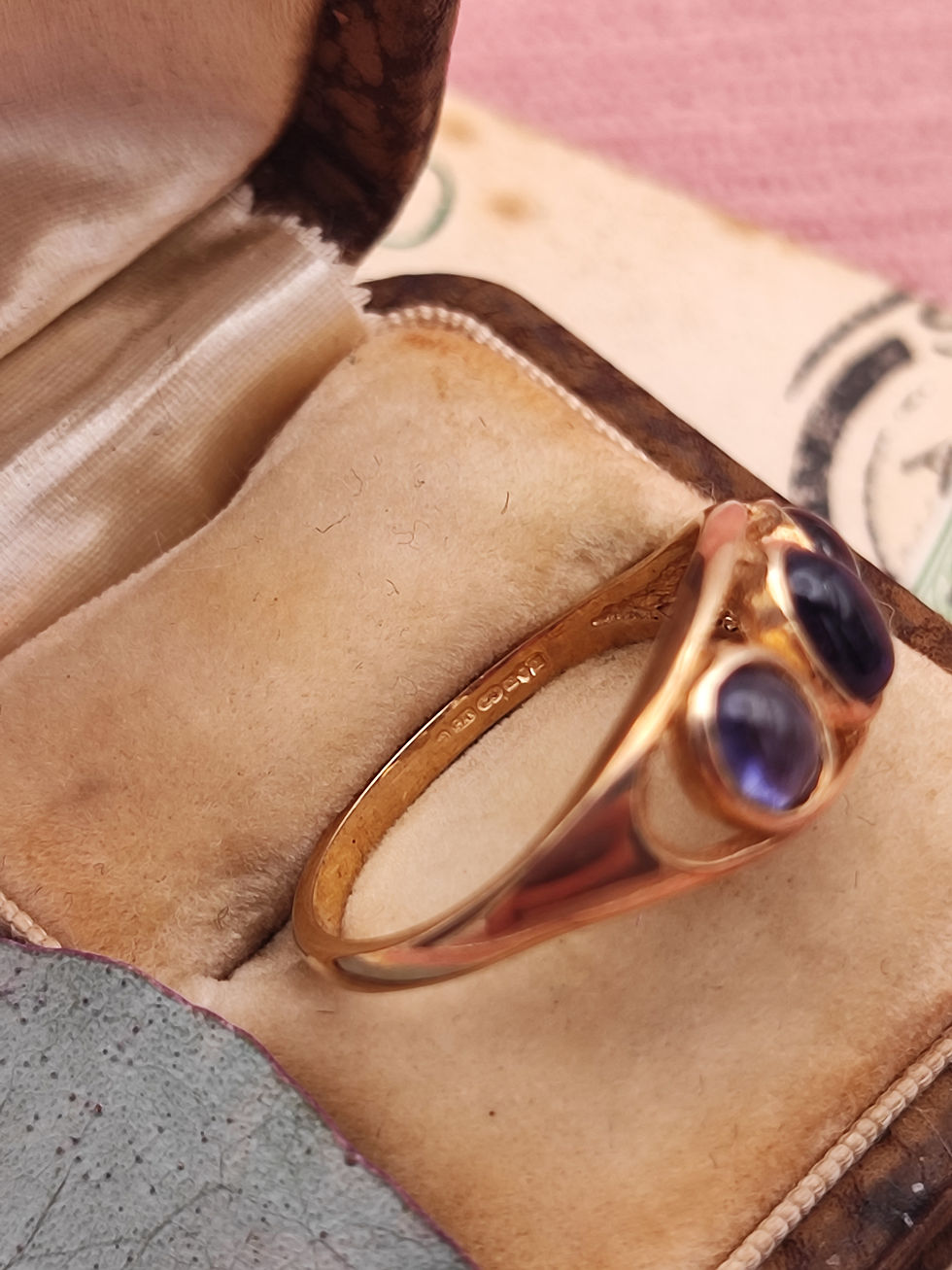 Thumbnail: 9ct gold cabochon iolite ring 