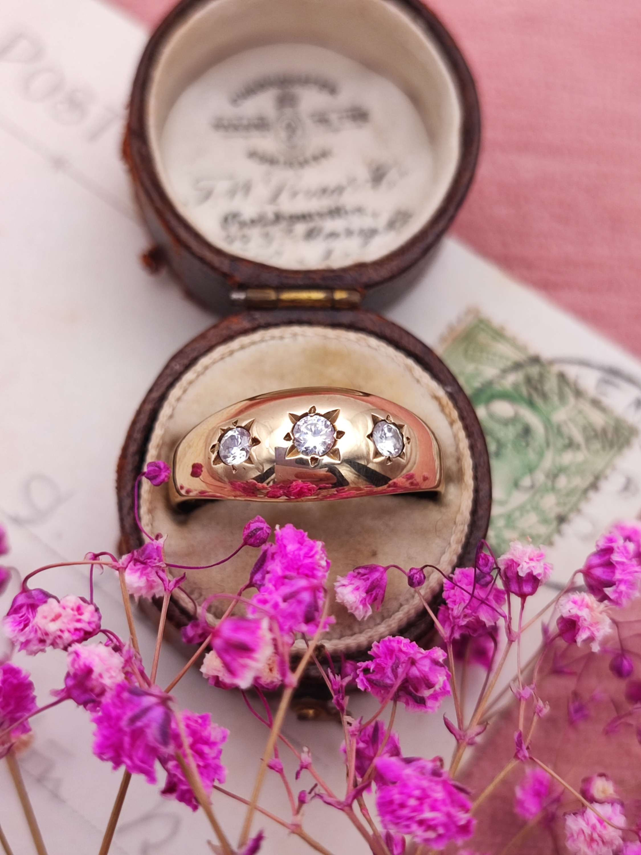 9ct gold zirconia starburst ring 