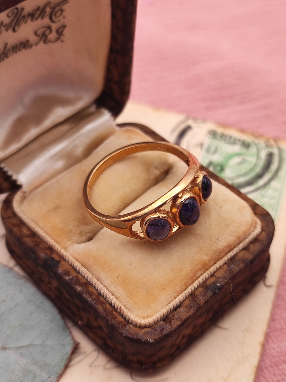 Thumbnail: 9ct gold cabochon iolite ring 