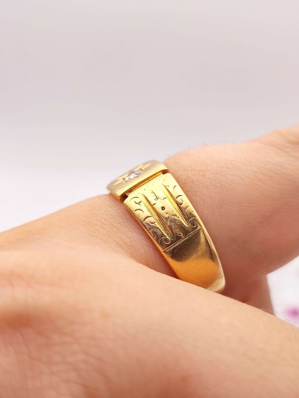 Thumbnail: 18ct diamond starburst signet ring 