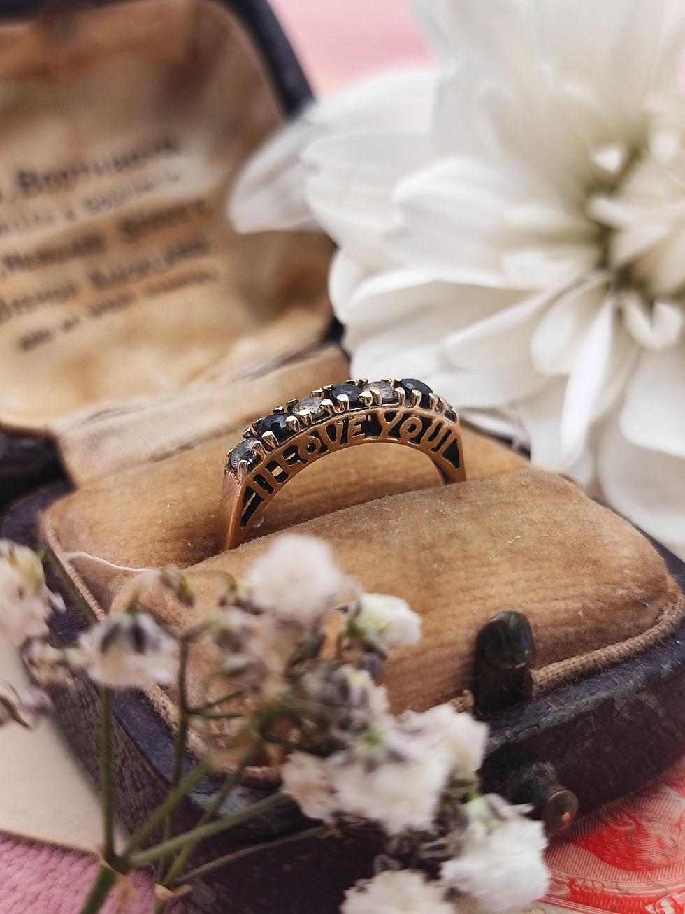 Thumbnail: Vintage 9ct hidden "I LOVE YOU" ring 