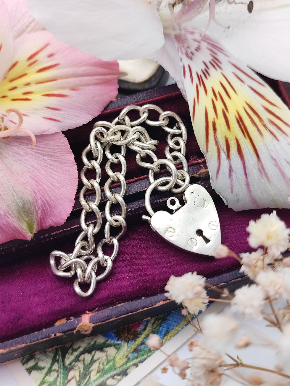 Vintage sterling silver padlock bracelet