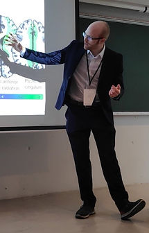 JA_presenting.jpeg