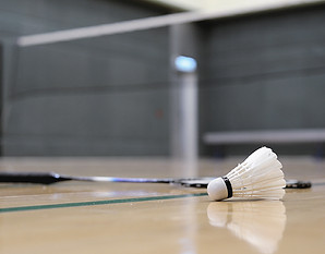 Shuttlecock und Badmington Racket