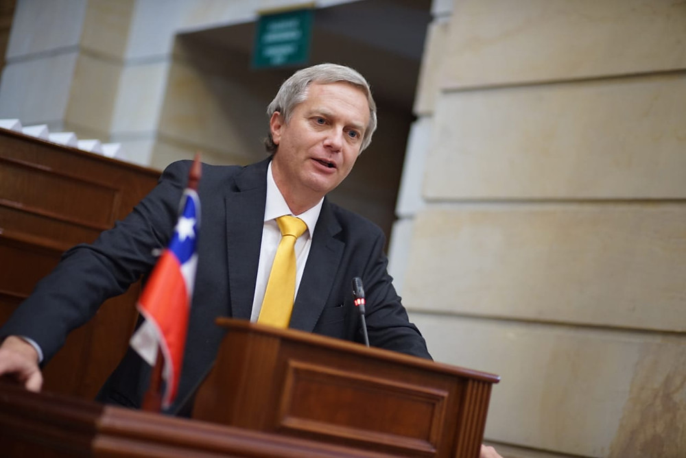 El chileno José Antonio Kast en la III Cumbre Transatlántica realizada em Bogotá