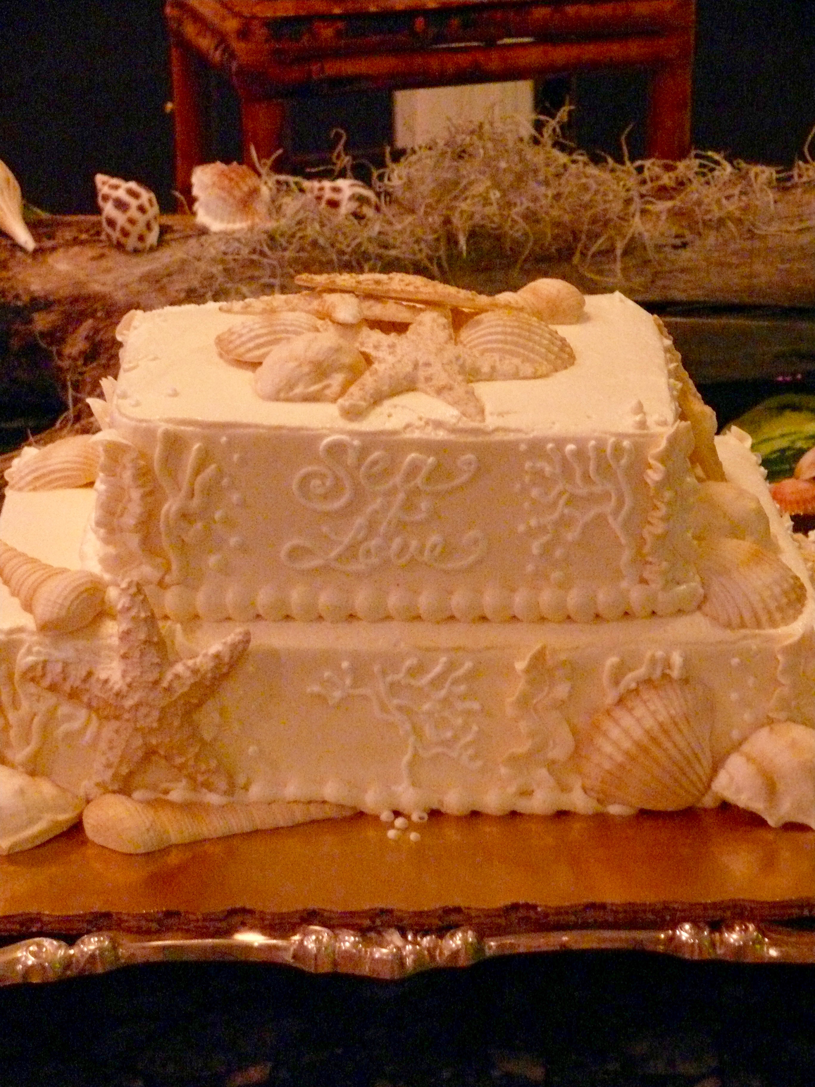 "Twister in the Tropics" Wedding