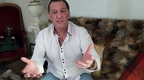 PATOU EXTRAIT VIDEO.jpg