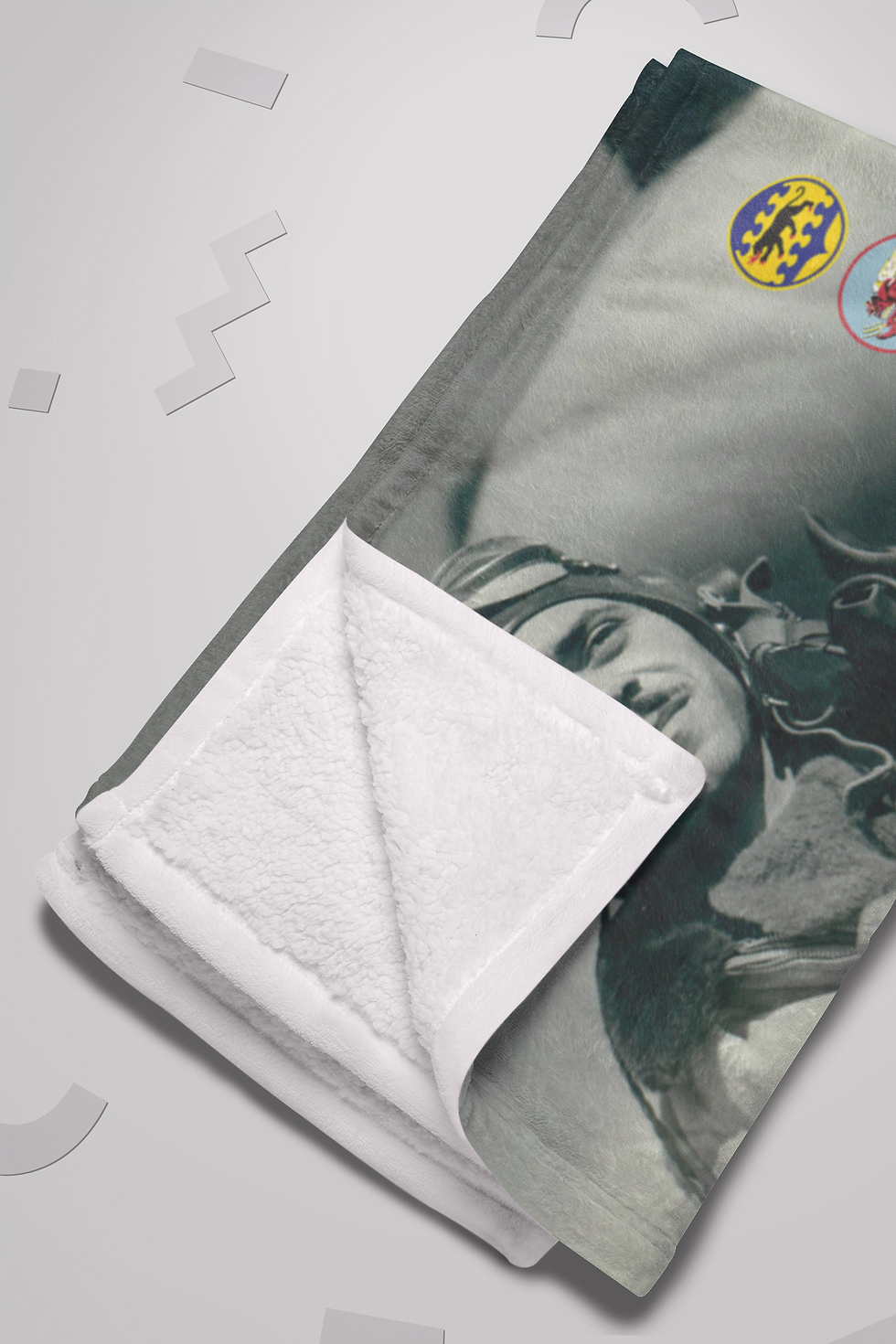 Thumbnail: Tuskegee Airman Colonel Edward Gleed - Blanket-Photo2