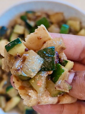 Zucchini stir-fried with onions and Indian Spices