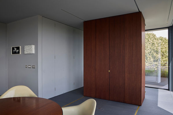 Timber-clad monolith at Clerkenwell Rooftop, with its doors closed to conceal the studio within.