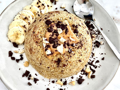 Bowl cake banane, chocolat et cacahuète