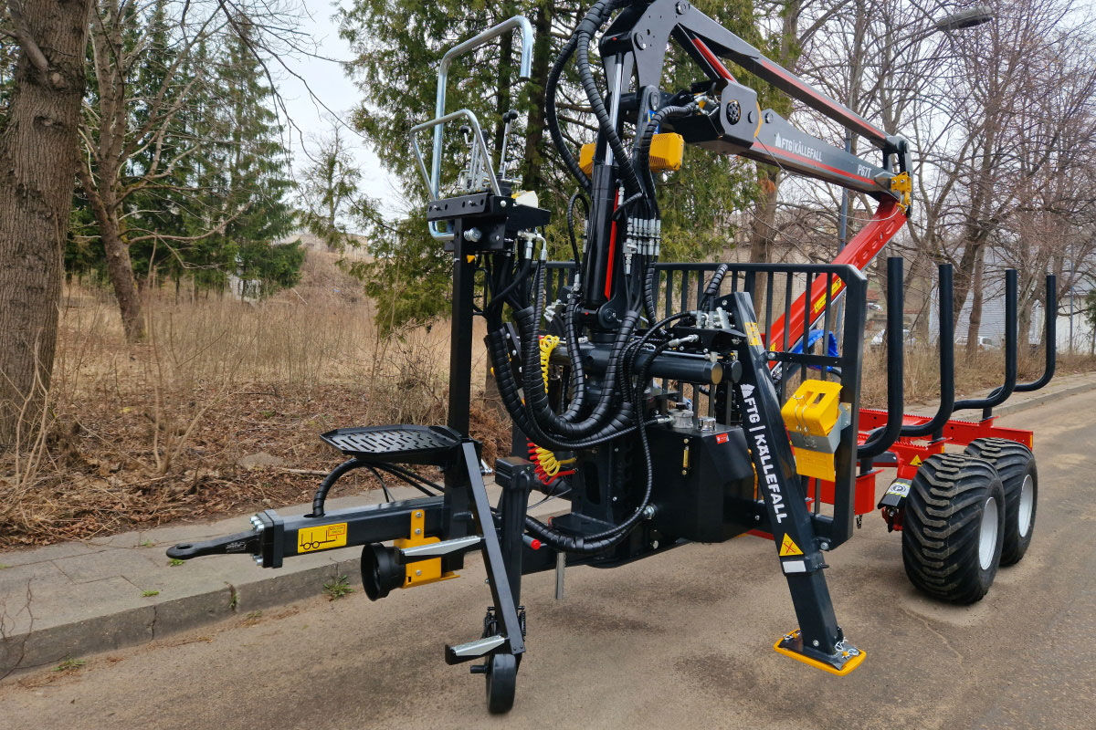 Operator platform with ladder