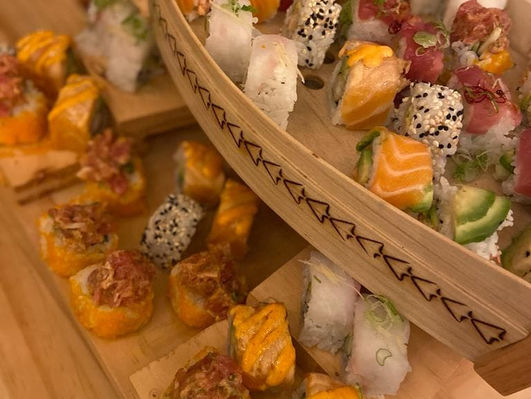 TomodachiSushiIslaVillageIslaMujeresMexicoFishSeafoodJapaneseCuisineSushiRolls.EVD
