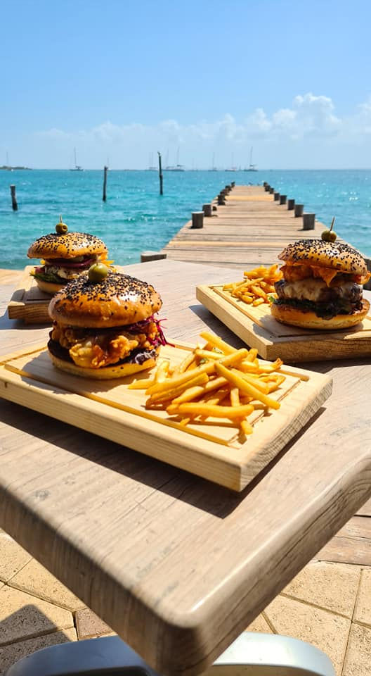 Thumbnail: Marina Bartolomé Table Reservations