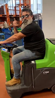 Post social divertente di L'Idraulico Srl.
