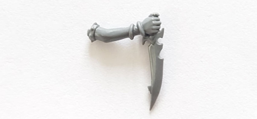 Witch Aelves Right Arm Small Knife B