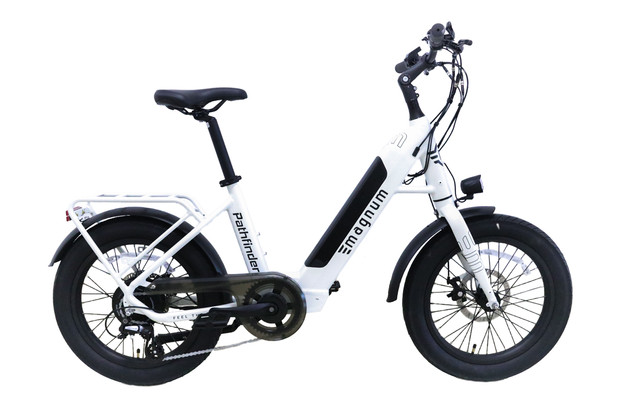Pathfinder 500 E Bike Rental