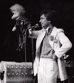 valentine Vox in Nottingham 1985.jpg