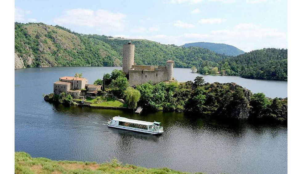 AU COEUR DES GORGES DE LA LOIRE