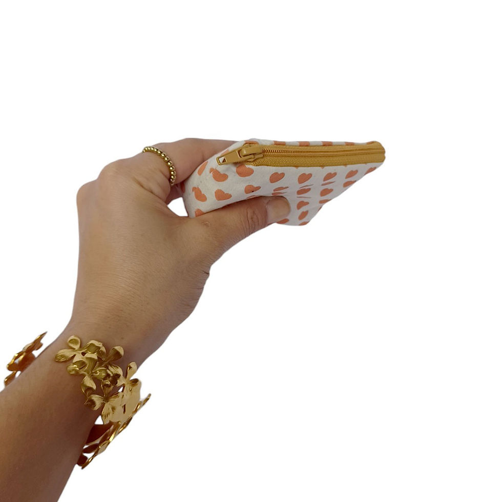 Miniature : Mini Pochette coeurs nude