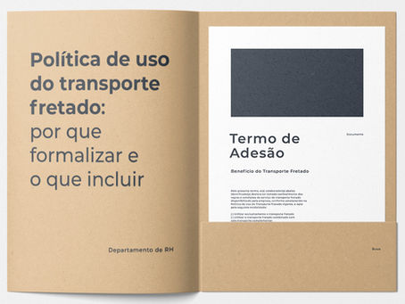 Uma pasta com o termo de adesão da política do transporte fretado