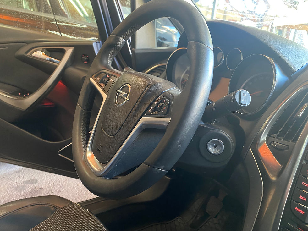 Miniatura: Opel Astra 2.0  CDTI Sports Tourer Cosmo 