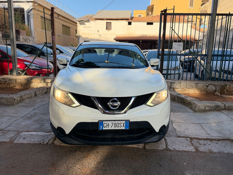 Miniatura: Nissan Qashqai 1.5 dCi Tekna 