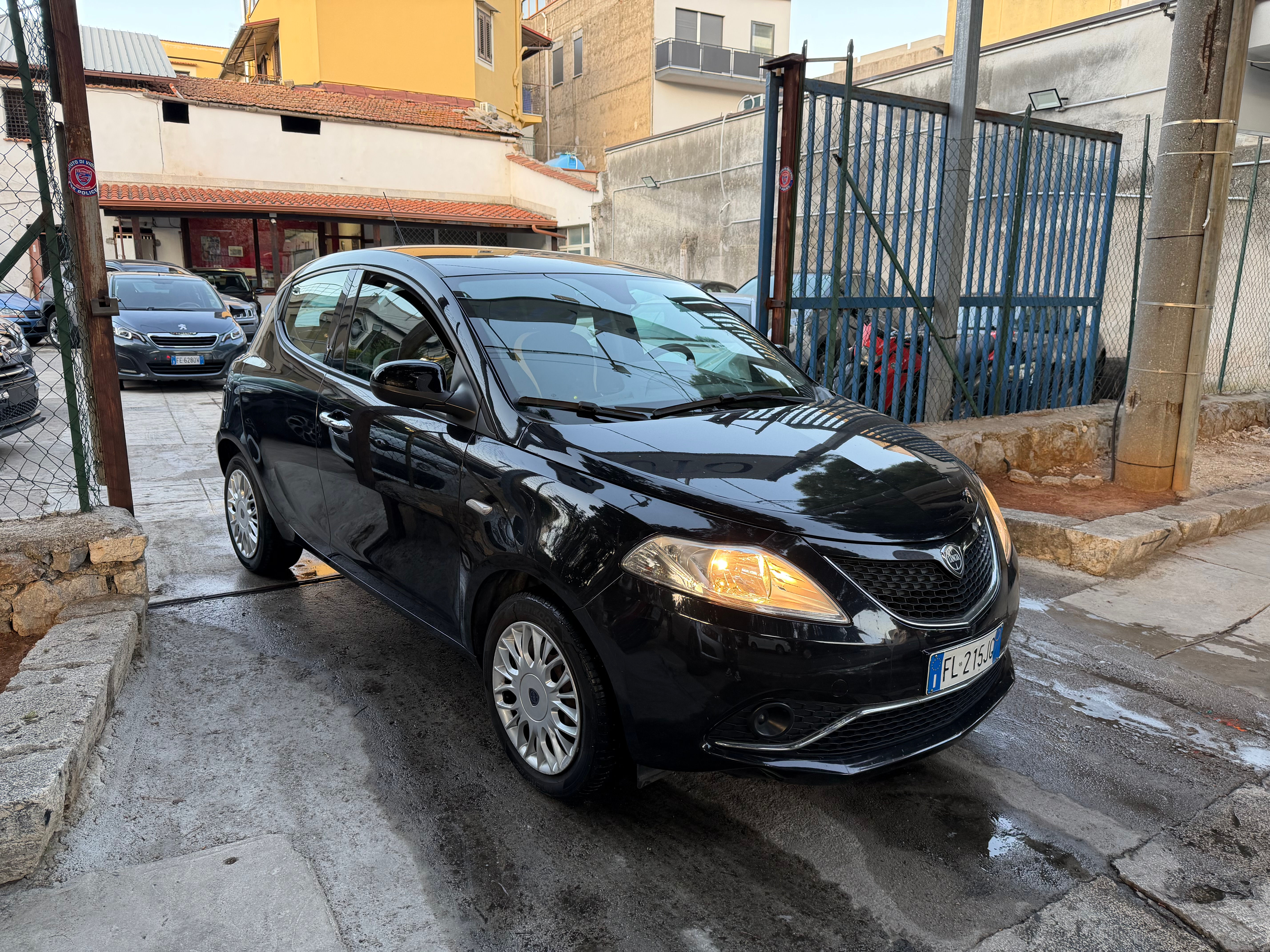 Lancia Ypsilon 1.3 MJT 16V S&S Platinum