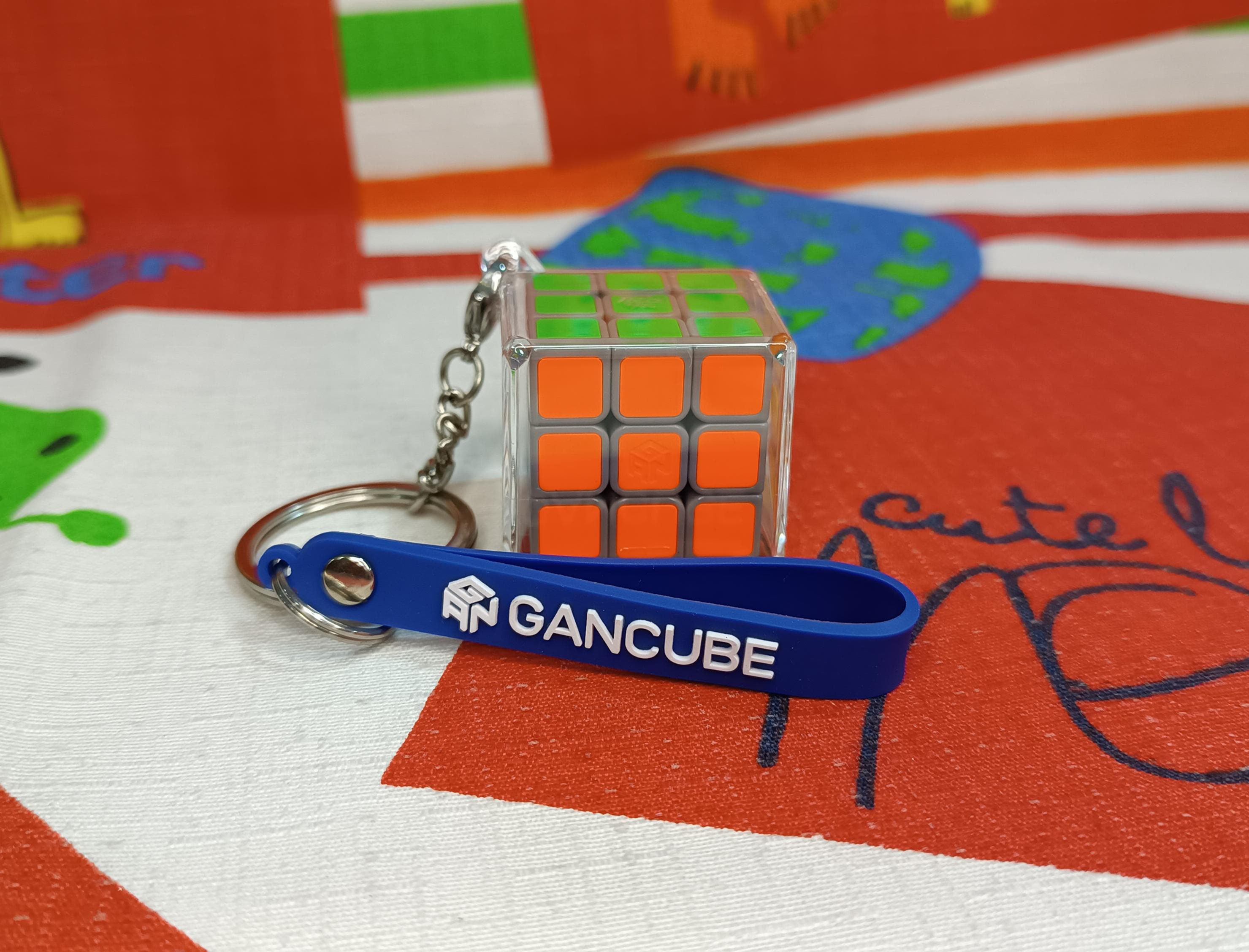 3x3 Gan 328 3.28cm llavero base gris