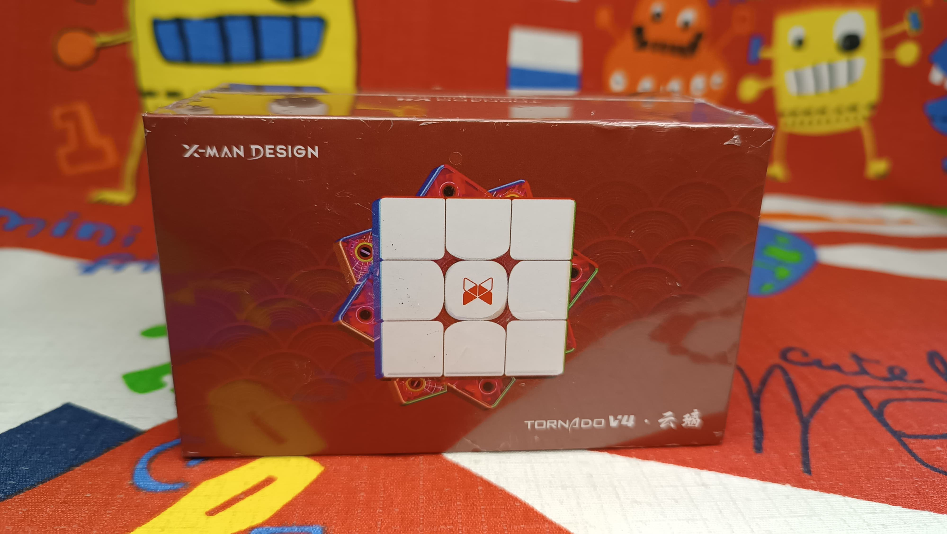 3x3 QiYi Tornado v4 Flagship (YunLi) base roja transparente magnético