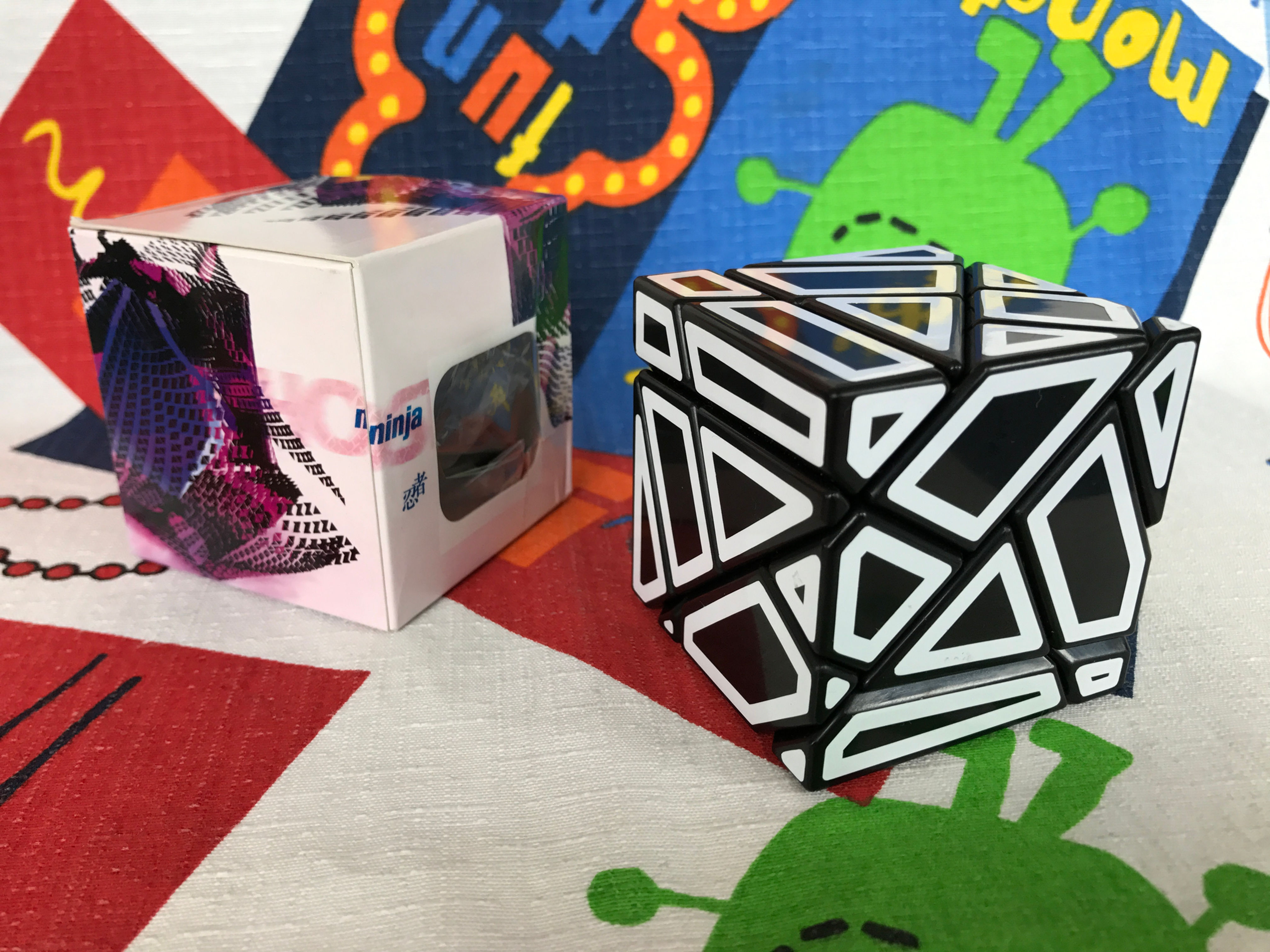 Ninja ghost 3x3 Hollow stickers base negra