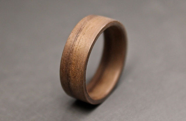 Unique wooden weedding rings