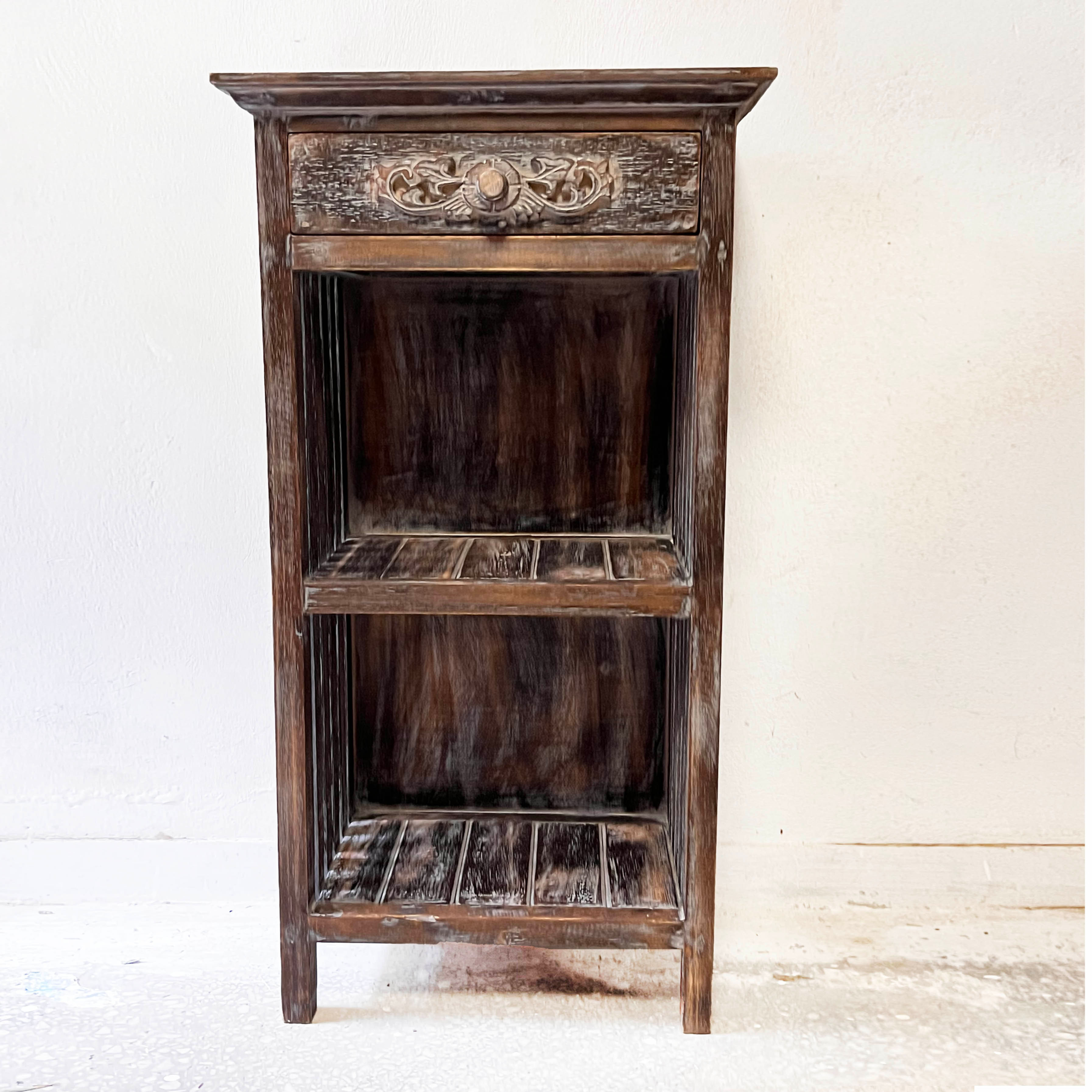 Διακοσμητικό τραπεζάκι