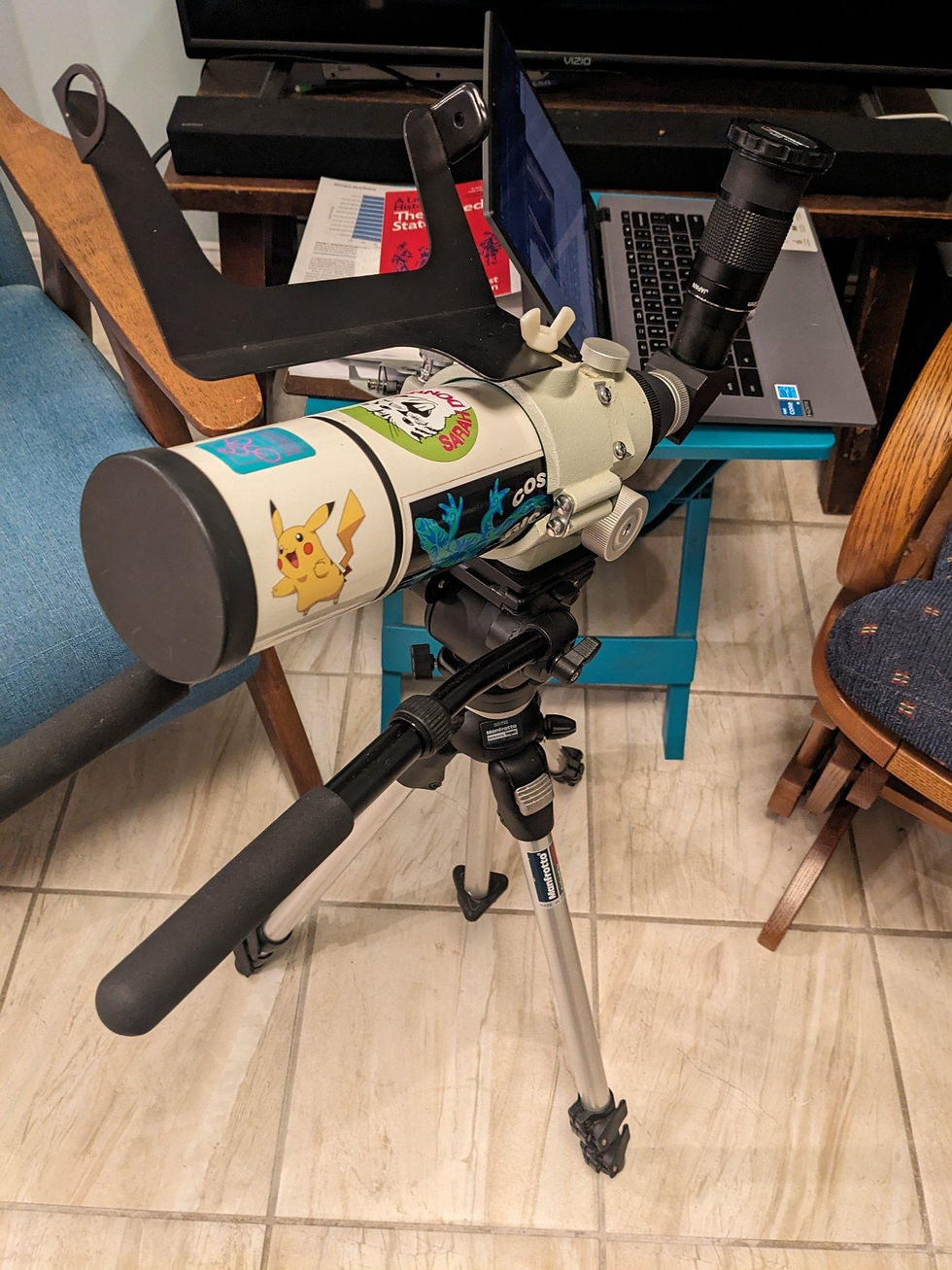 Posso colar adesivos no meu telescópio? Veja onde pode e onde evitar