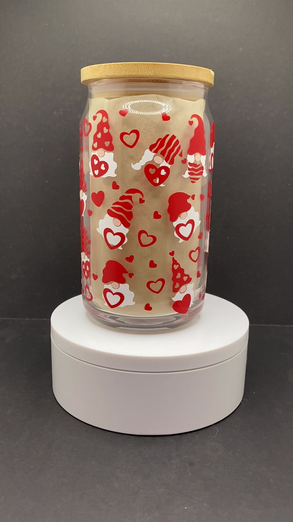 Thumbnail: Valentine's Gnomes